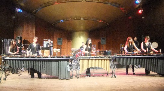 “Ju Percussion Gruop” drumming successfully in Delhi and Mumbai which was seen as a music milestone between Taiwan and India.