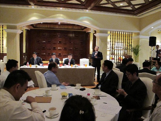 Mr. Kuo-Hsin Liang, Vice Minister of MOEA, hold a breakfast meeting with members of Taiwan Business Chamber in New Delhi on 24th of August.