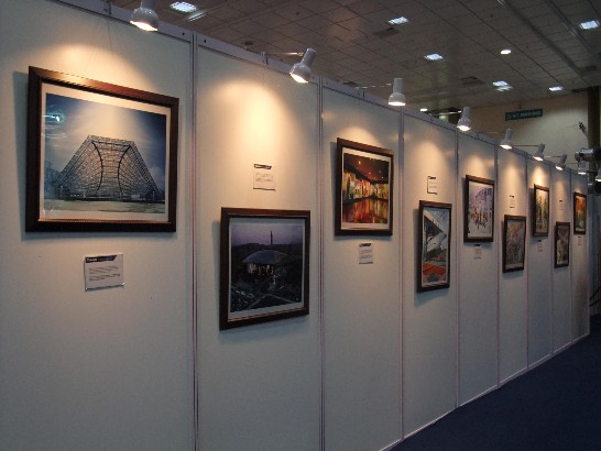 Colorful photos are on display titled, “Taiwan-Plugging into the World” from 11-13th September 2009 as part of 「Taitronics  India 2009」 at Chennai Trade Centre.