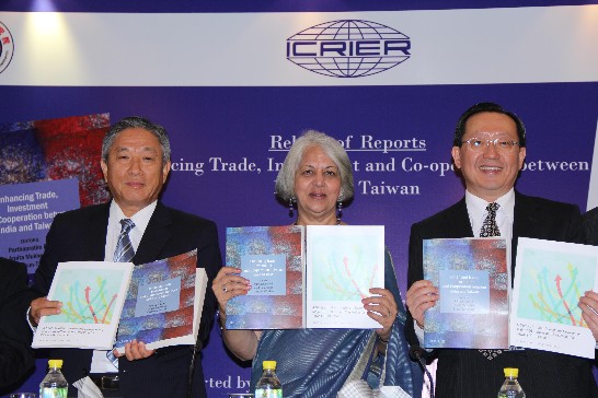 CIER and ICRIER jointly organized a conference on the topic of "Enhancing Trade, Investment and Cooperation between India and Taiwan." Ambassador Tien, David Hsu, Deputy Director General of BOFT, and Dr. Chung-Shu Wu, President of Cier, are invited to give the speeches during the inaugural session.