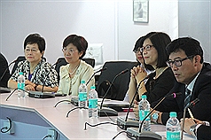 5 Lawmakers, Members of The Taiwan-India Parliamentarian’s Friendship Association, visited Taiwan Education in Jamia Millia Islamia University and exchange ideas with the faculty of JMI on 23 of July 2014. (from right to left) Yao, Wen-Chih, Kuan, Bi-Ling, Lin, Shu-Fen, Yu, Mei-Nu and Chen, Chiech-Ju.