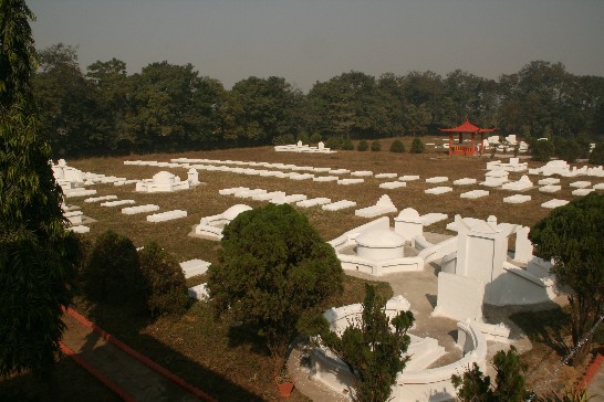 修繕後的墓園煥然一新