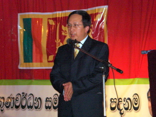 翁代表在捐贈典禮致詞