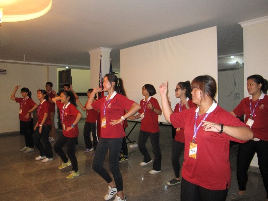 台灣佛光青年團表演。