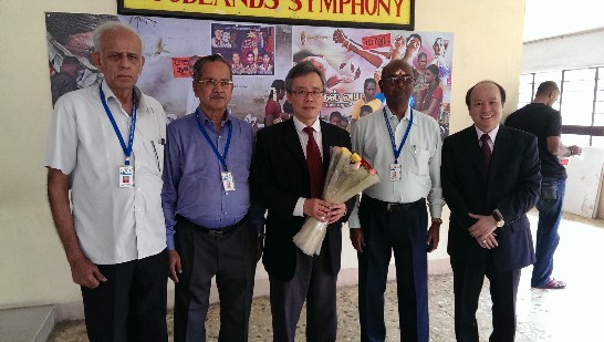 Director General Mr. Frank M. C. Lin (Center)