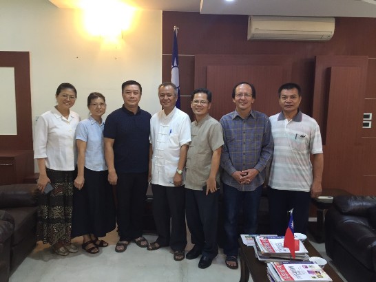 Director General Charles Li(left3)