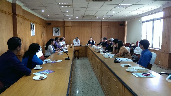 Director General Mr. Frank M. C. Lin (center right)