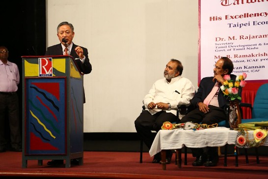 Amb. Chung Kwang Tien (left 2, speaker)