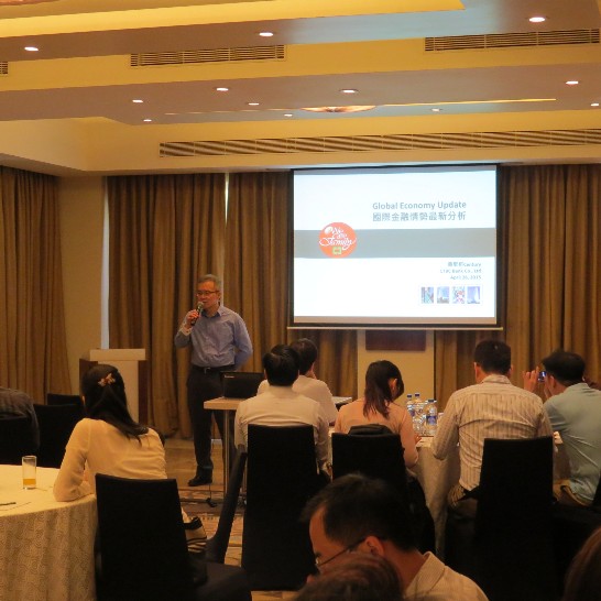 林明誠處長(中)