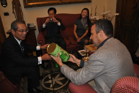 高大使碩泰拜會維洛那巿長Tosi