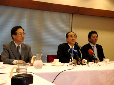 王金平・立法院長が来日、麻生太郎・自民党幹事長と会談