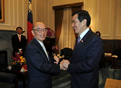 馬英九総統が清原武彦・産経新聞社会長一行と会見