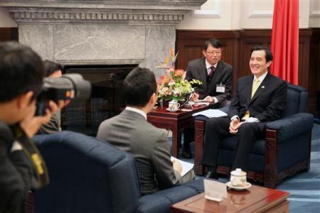 馬英九総統が『日本経済新聞』のインタビューでＡＰＥＣ、台日関係、両岸関係、地域の経済統合などについて語る