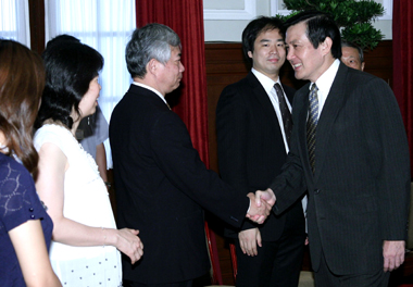 馬英九総統が日本中華聯合総会一行と会見、台日関係の重要性を強調