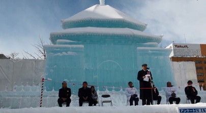 札幌雪祭展出中正紀念堂大冰像，駐日代表沈斯淳出席開幕典禮