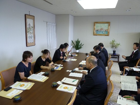 林育柔副領事說明轄區文教交流現況