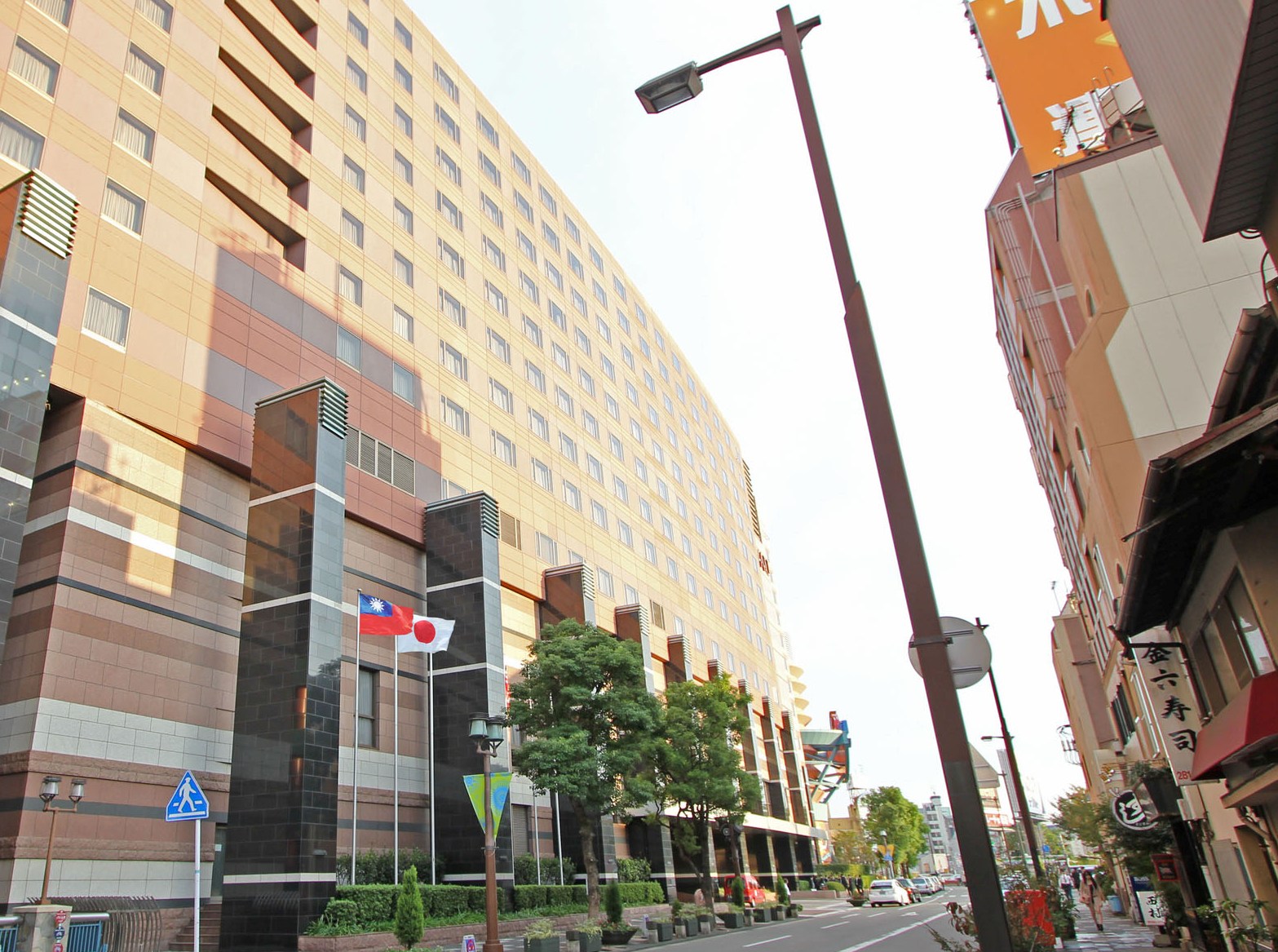 会場外わが国の国旗