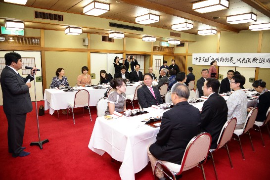 福岡弁事処が宴会を持ち台湾代表団を歓迎した