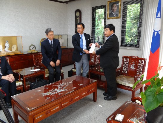 熊本県から高雄市爆発事故へ300万の寄付金贈呈