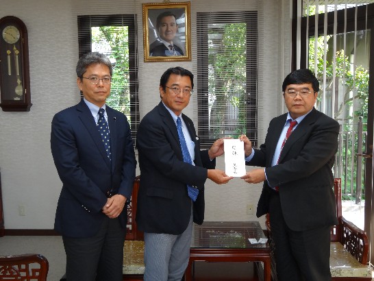 熊本県から高雄市爆発事故へ300万の寄付金贈呈(四)