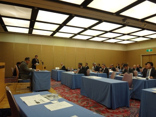 釧路日台親善協會會長 清水幸彥 主持總會情形。 