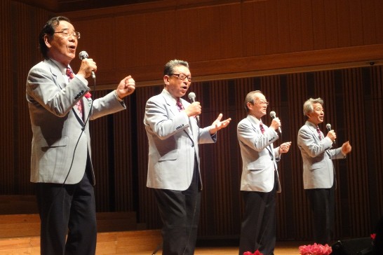 「ダンディ・フォー」の演出