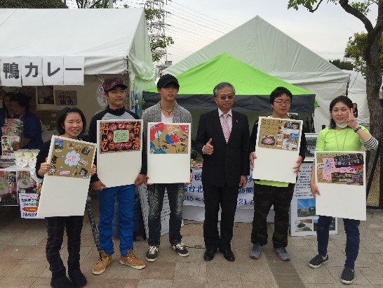 2. 蔡處長與本年9月松原市中學生訪台團成員合影