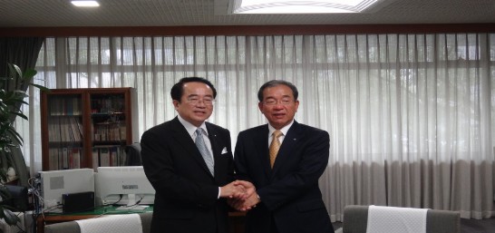 李會長嘉進104年10月27日拜會廣島縣高垣廣德副知事