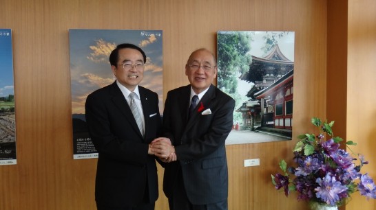 李會長嘉進104年10月30日拜會奈良縣荒木正吾知事