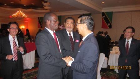 外長Patrice Nisbett向曹大使致意並分享訪華心得。