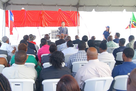 駐館曹大使立傑參加我廠商宣德能源科技公司克國太陽能設備組裝廠開幕儀式致詞。