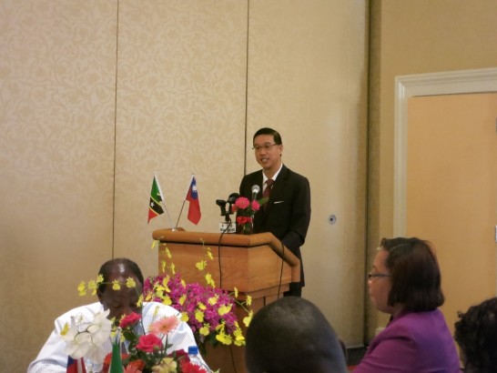 曹大使勉勵獲獎學生於學成歸國貢獻所學。