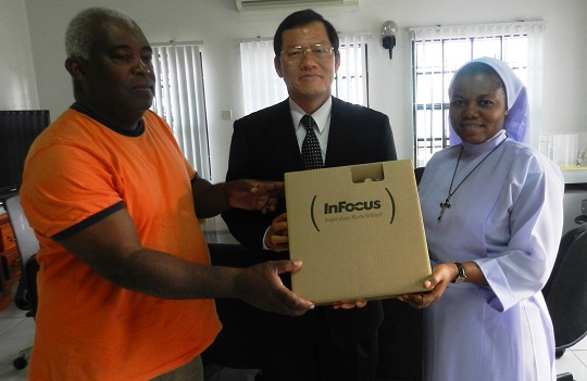 Ambassador James C. P. Chang donate  Projector and Screen to St.Lucy’s Home