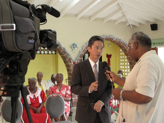 周台竹大使接受新聞局局長史賓爾(Denys Springer)訪問