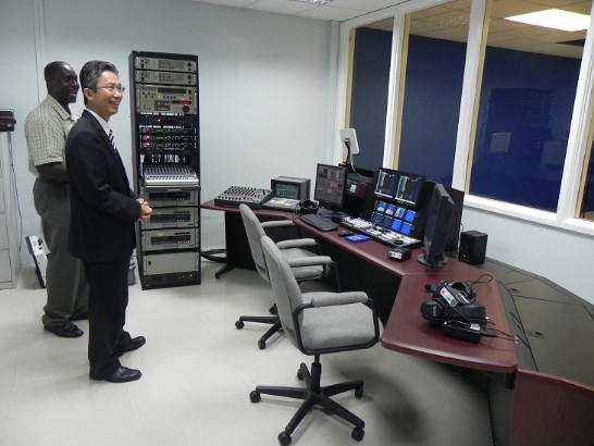 參觀錄影控制室