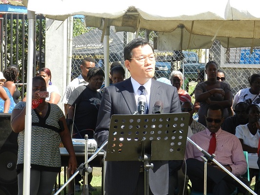 駐聖露西亞大使章計平於典禮上致詞