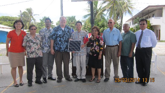 R.O.C(Taiwan) Ambassador Winston Wen-yi Chen with RMI Education Minister Hilda Heine, President of the College of the Marshall Islands Carl Hacker, and CMI board at the donation ceremony of the solar system.