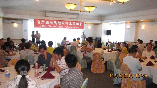 駐馬紹爾陳大使文儀於5月11日中午應邀出席台灣旅居馬紹爾群島同鄉會慶祝母親節感恩餐會，當日共有旅馬僑胞、大使館、技術團及台灣衛生中心同仁約70人蒞會。