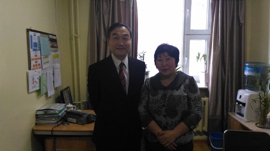 本處黃代表國榮拜會蒙古烏蘭巴托市國立第69中學校長
