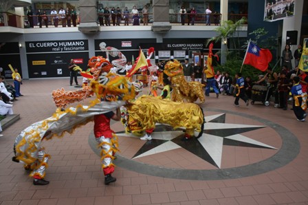 Colorida Danza del Leon