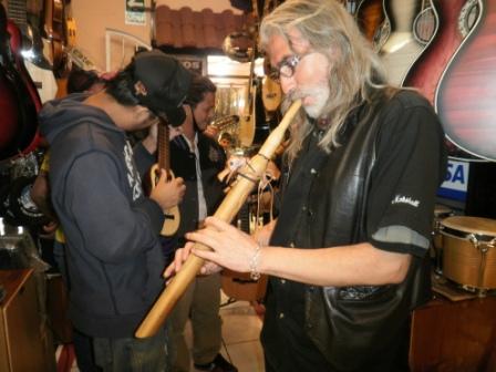 台灣首支至秘魯演出之搖滾樂團Matzka在利馬行程十分音樂性