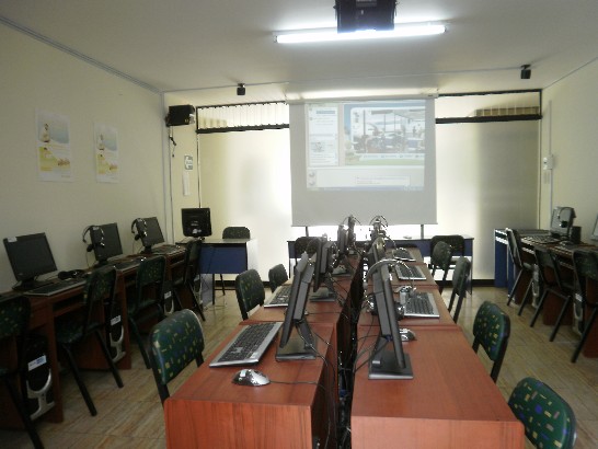 我國在拜倫勳爵學校設立華語文教學之數位學習中心