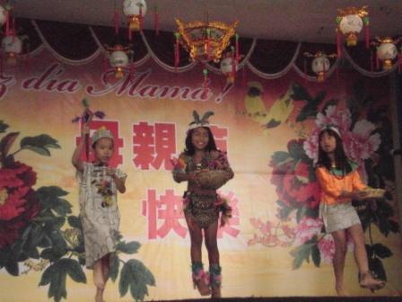 中華三民聯校學生舞蹈表演