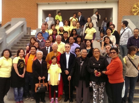 秘魯圓覺寺佛心村為慶祝成立三週年，於本月7日在利馬CIENEGUIA區寺址辦理週年慶法會活動，當地官員、秘魯友人、旅居秘魯台灣僑胞、駐秘魯代表處吳大使進木夫婦及同仁等百餘人出席，氣氛熱絡溫馨。