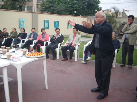 秘魯介休會館主席張冠駒先生致詞歡迎新任駐秘魯黃代表榮國夫婦