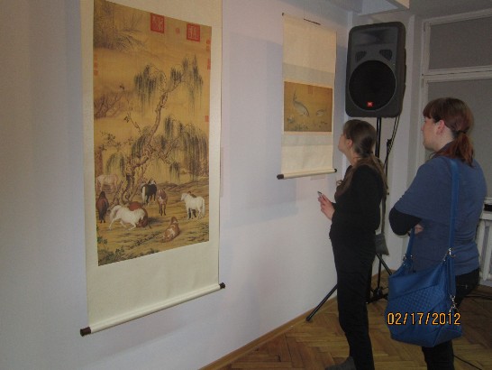 故宮複製畫展在波蘭拉當市舉行