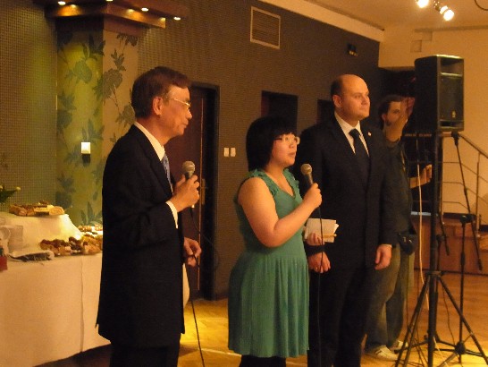 Ambassador Jack K.C. Chiang and Prresident of Radom city Andrzej Kosztowniak in performance reception.