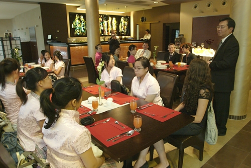 Representative David Yi-min Liu speaks