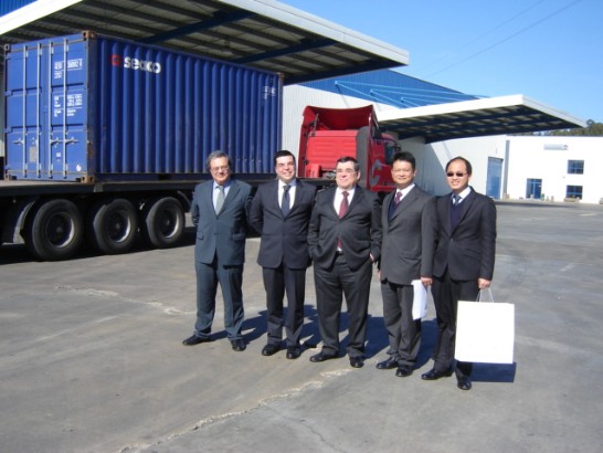 駐葡萄牙代表處林秘書芳正（代館）應邀赴葡鋼材企業參訪