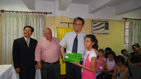 2011.10.07Sorteo de premios en el Diario ABC Color, organizado por la Embajada de la Republica de China (Taiwan) y el Diario ABC Color